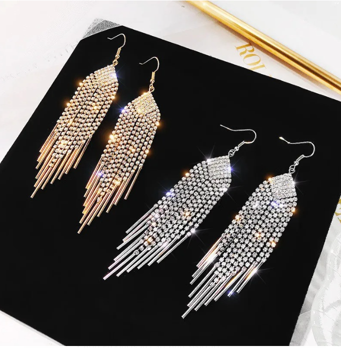 Chic Party Earrings with Luxurious Tassels