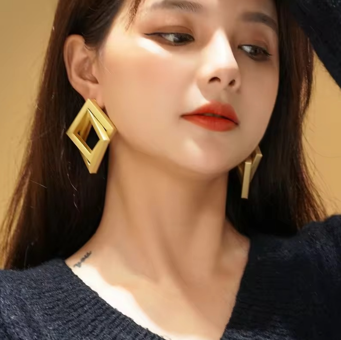Eye Catching Oversized Double Layer Geometric Pattern with Dynamic Shapes Earrings