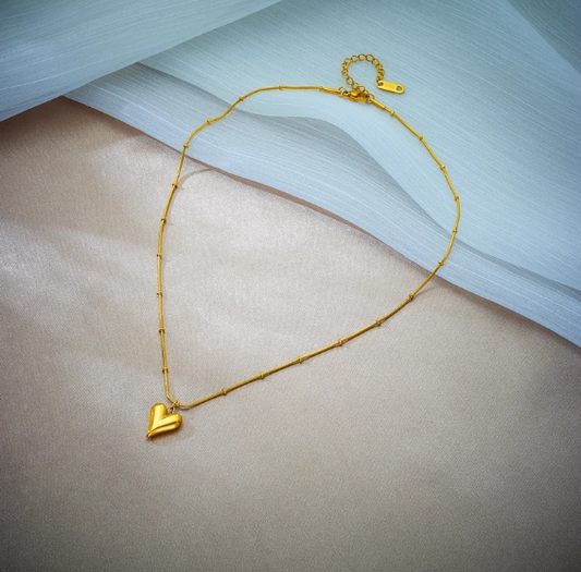 Trendy Necklace with Heart Shaped Beads