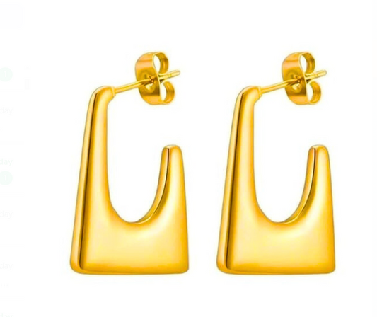 Trendy U Cut Geometric Earrings with a Sleek Silhouette